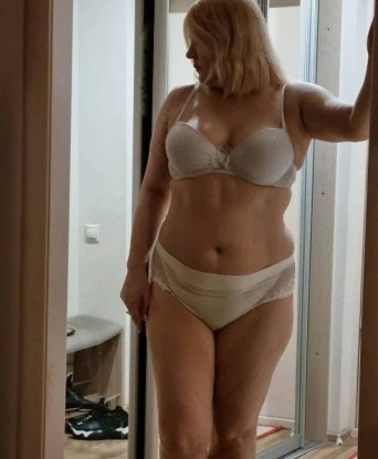 Анкета проститутки Татьяна - город Канаш, 38 лет, №1247